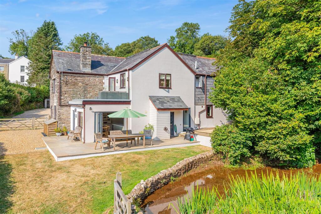 Main image of property: East Allington, Totnes