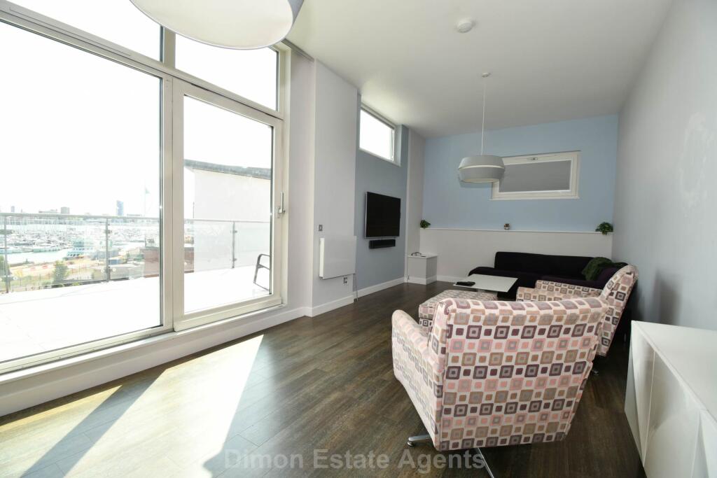 Apartment in Portsmouth - More