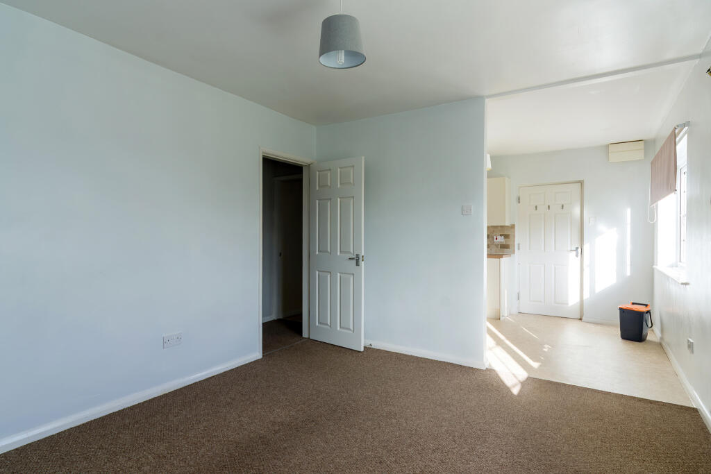 Apartment in Lincoln - View 4
