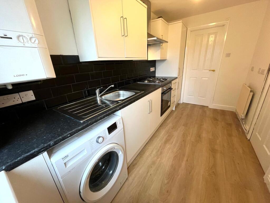 House in Manchester, Greater Manchester - View 5