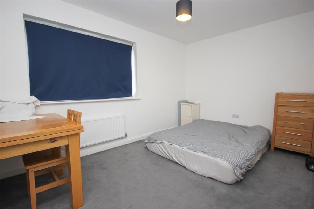 Sulgrave Way, Wellingborough photo 4