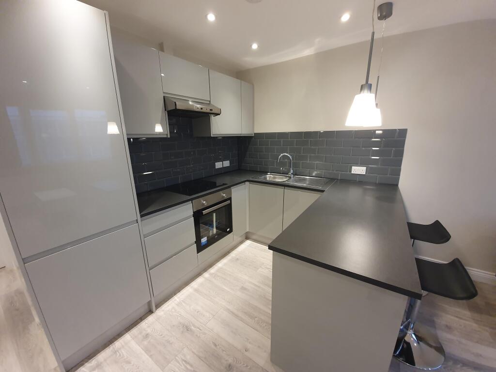 Apartment in Luton - View 4