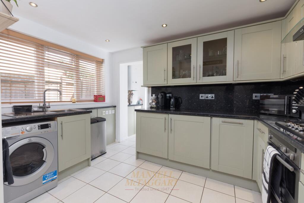 Brookhill Road, Copthorne, RH10 - View 5