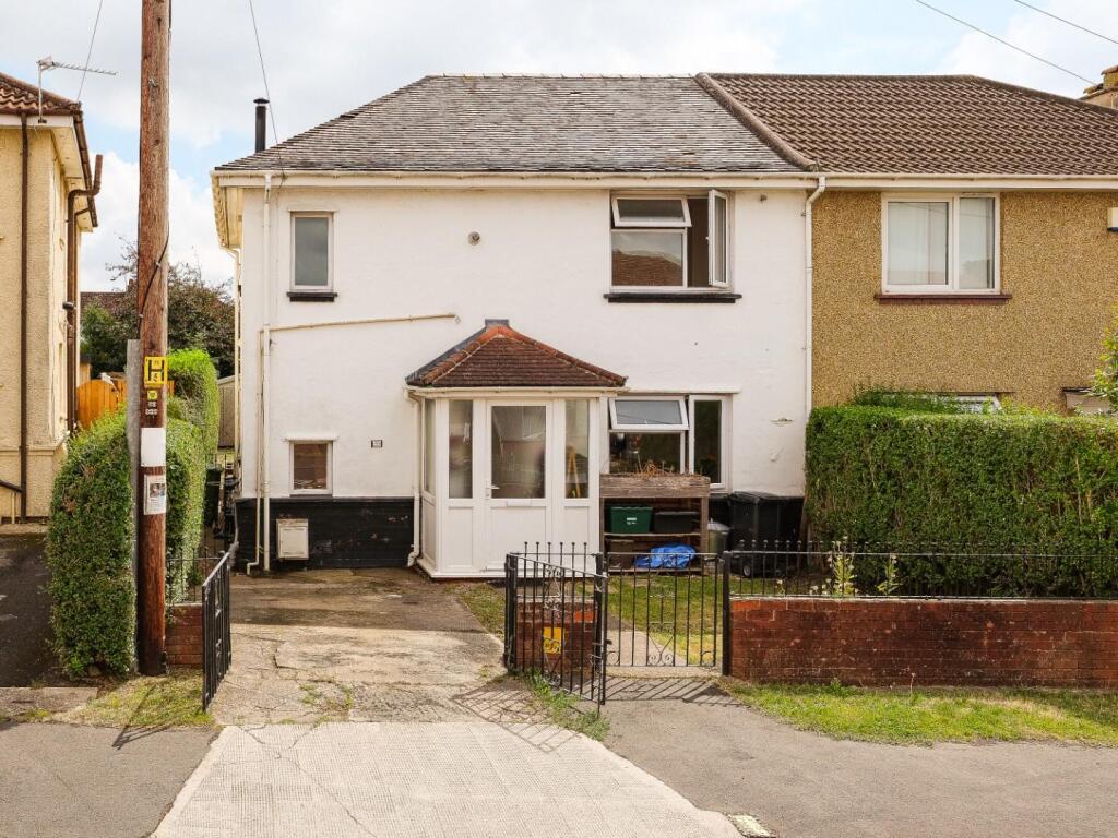 House in Bristol, Knowle Park, Knowle - View 2