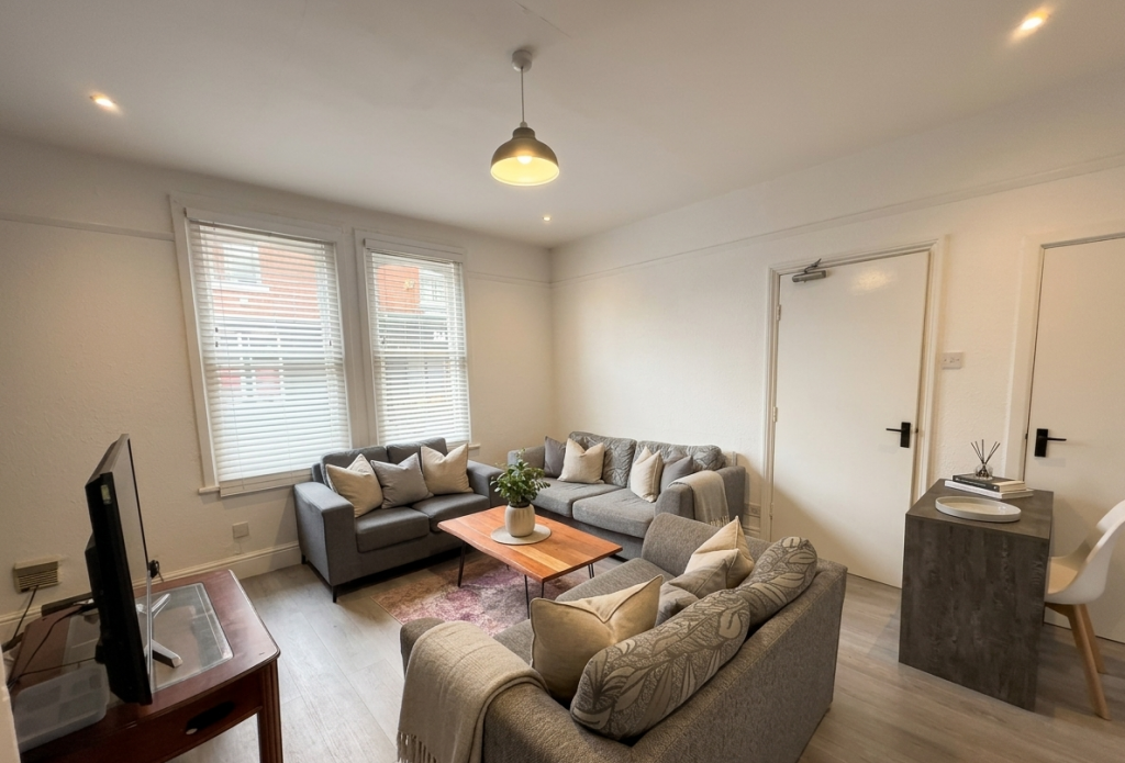 Main image of property: Castle Boulevard // 4 Bed // 3 Bath NG7 1FE