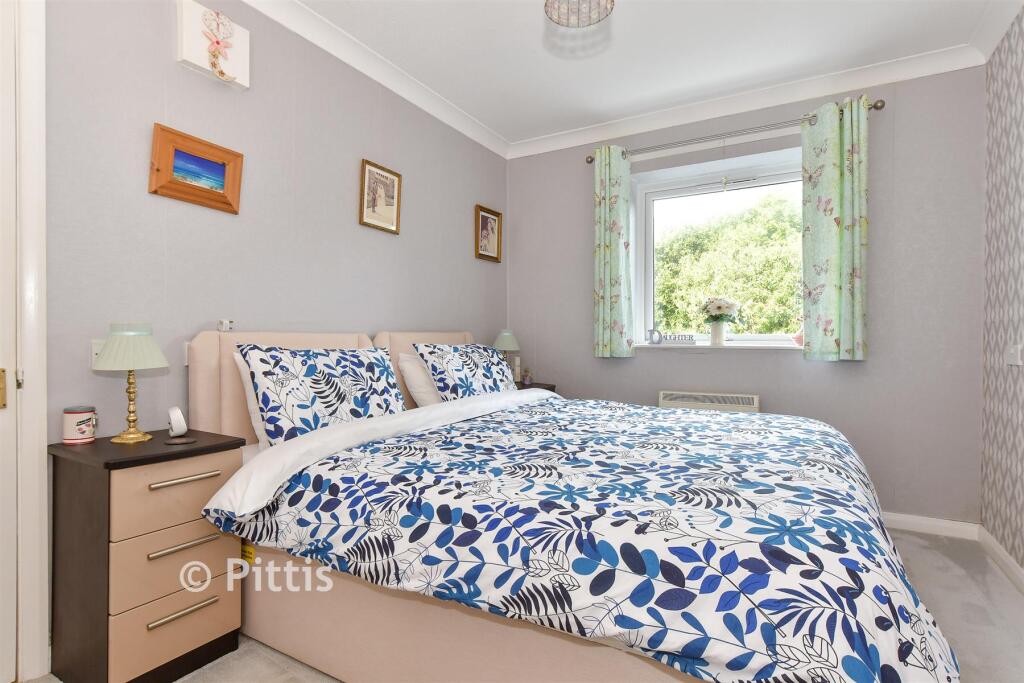 Apartment in Shanklin, Isle of Wight - View 5