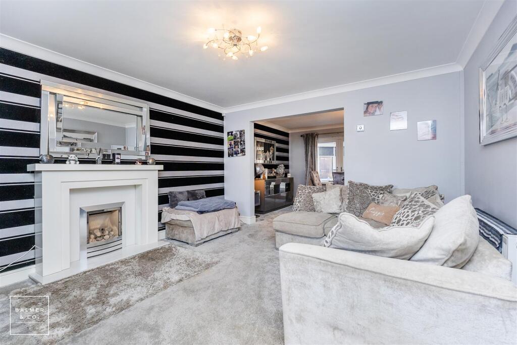 Holden Brook Close, Leigh, WN7 photo 2