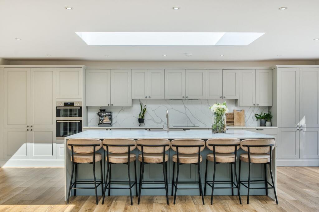 House in St Albans, St Stephen - View 2