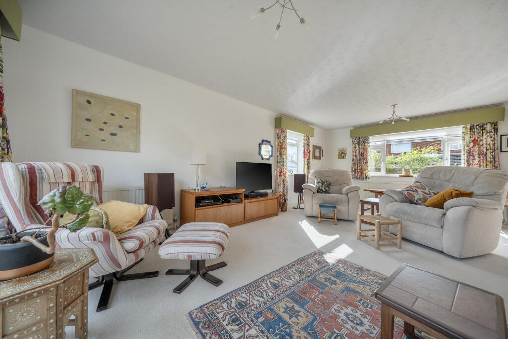 Okebourne Park, Liden, Swindon, SN3 photo 4