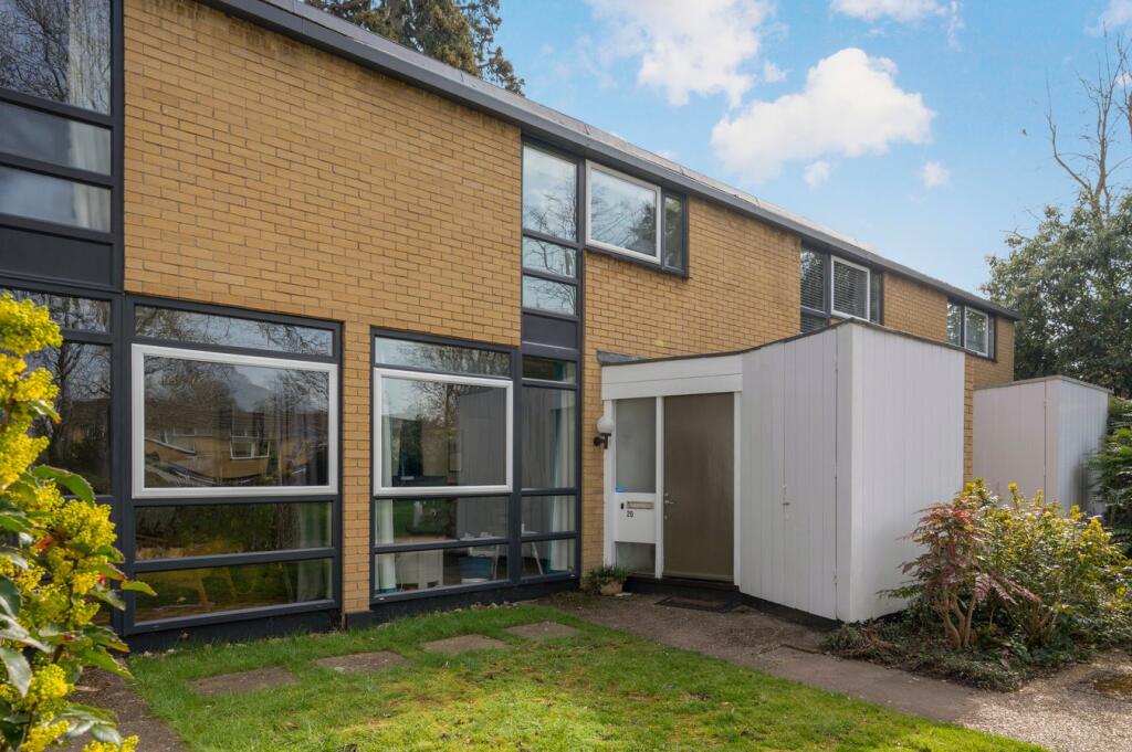 Main image of property: Castle Green, Weybridge, KT13