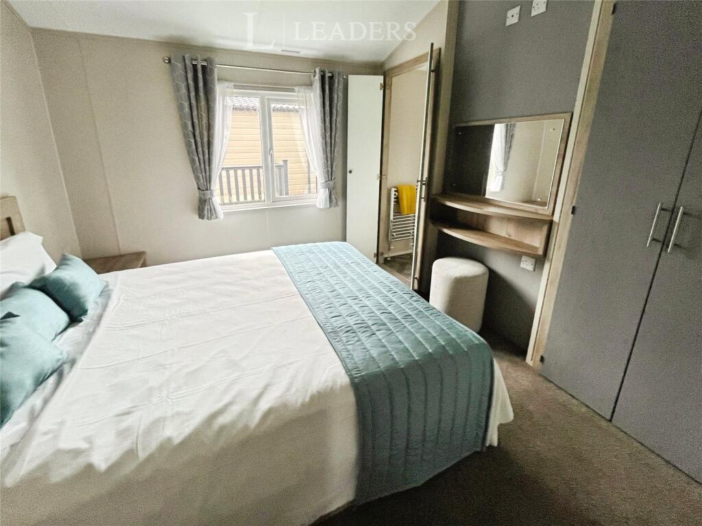 House in Chichester, Chidham and Hambrook - More