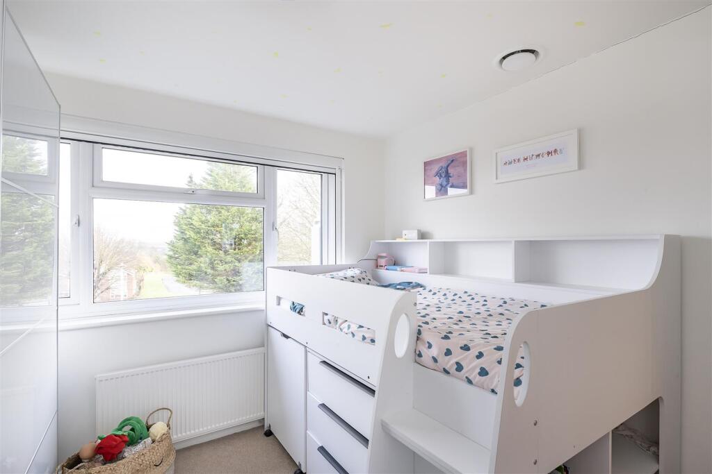 Additional image 6 of Wendover Close, Harpenden