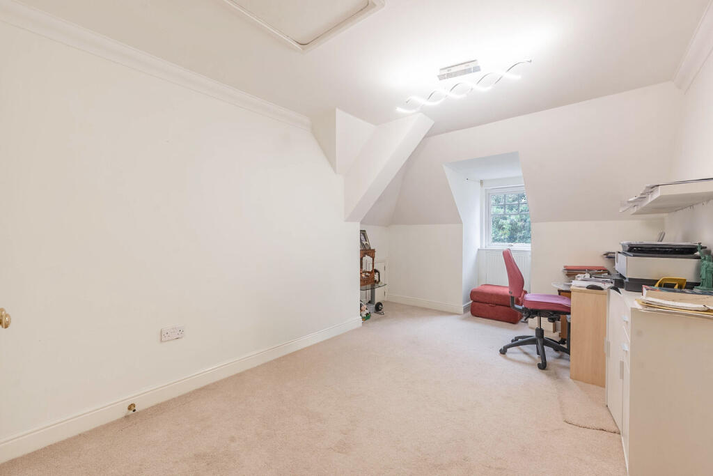Apartment in London - More