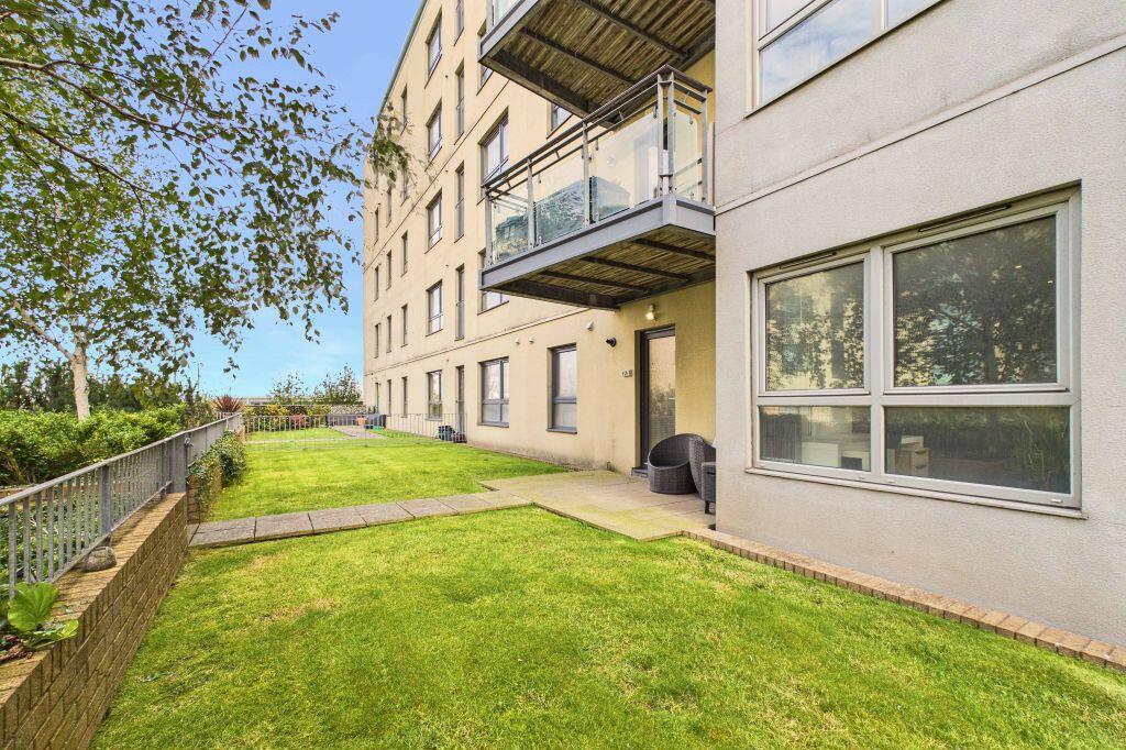Apartment in Edinburgh, Fort, Leith Harbour & Newhaven - View 2