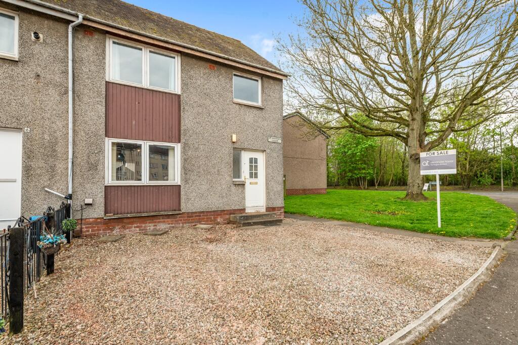 Main image of property: 5 St. Andrews Court, Larbert, Falkirk, FK5 4PQ