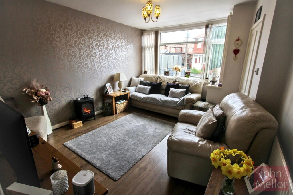 Pensarn Grove, South Reddish SK5 7LE photo 2