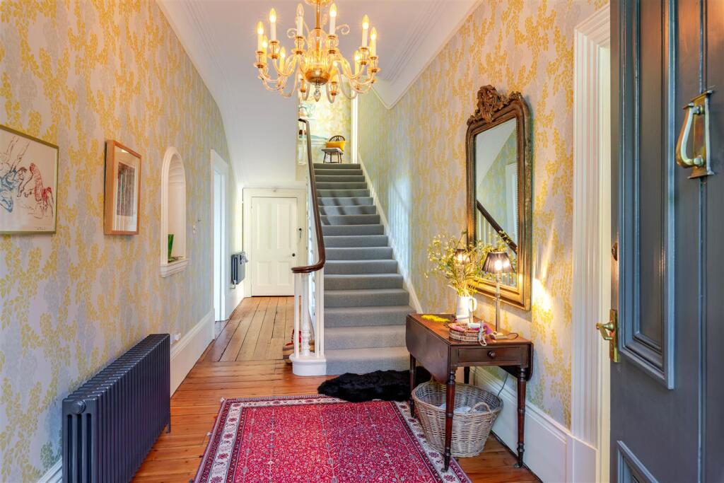 House in Bridport, Dorset - View 4