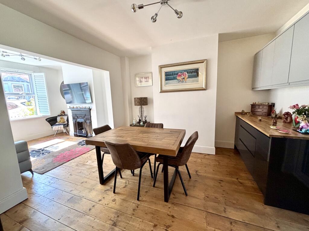 House in Yeovil, Somerset - View 5