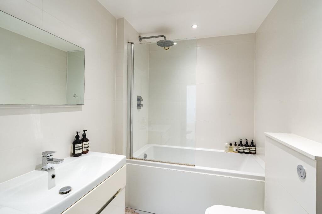 Apartment in London, Farringdon, Islington - View 4