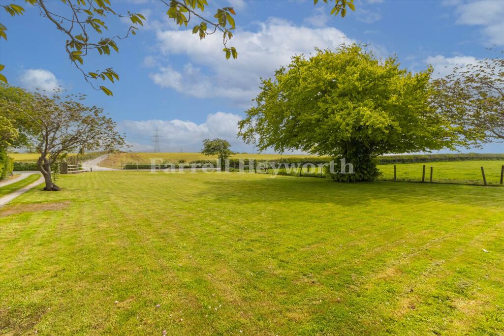 Lancaster Road, Overton, Morecambe photo 3