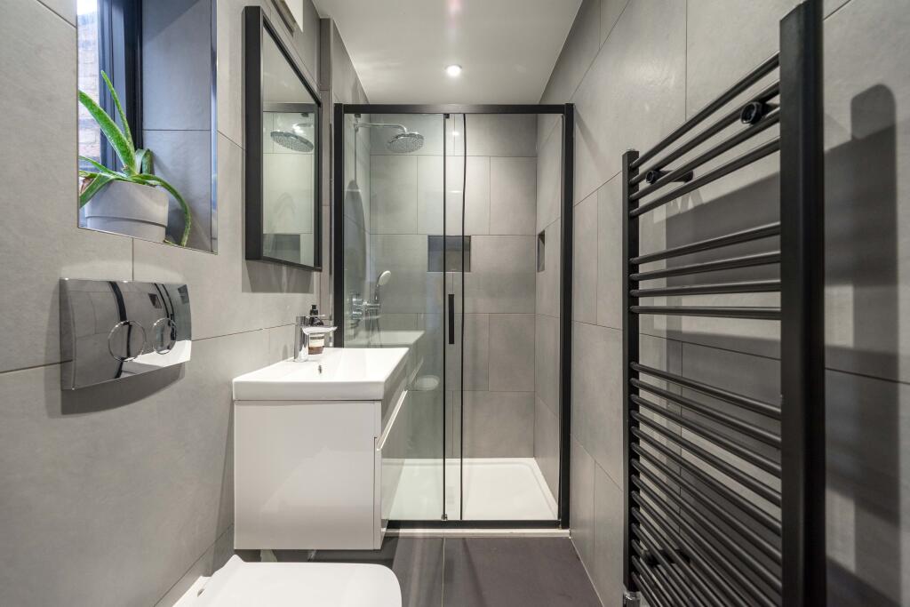 Apartment in London, Kensal Town, Maida Hill - View 4