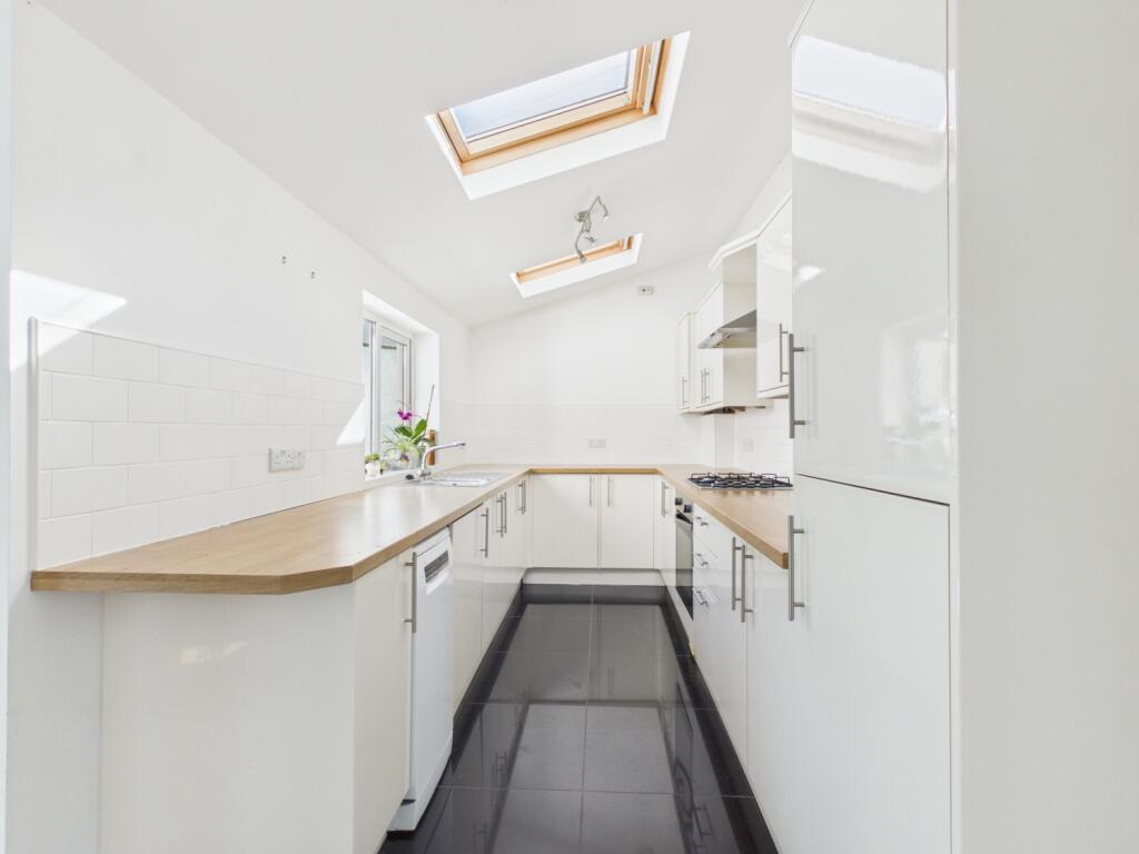 House in Plymouth - View 4