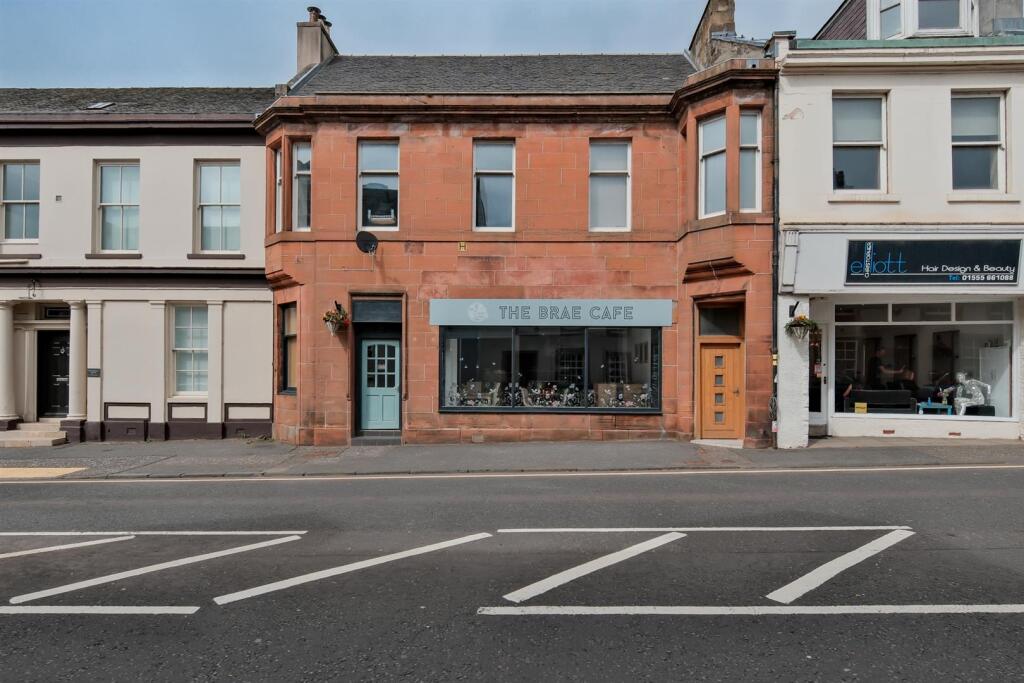 Main image of property: Bloomgate, Lanark