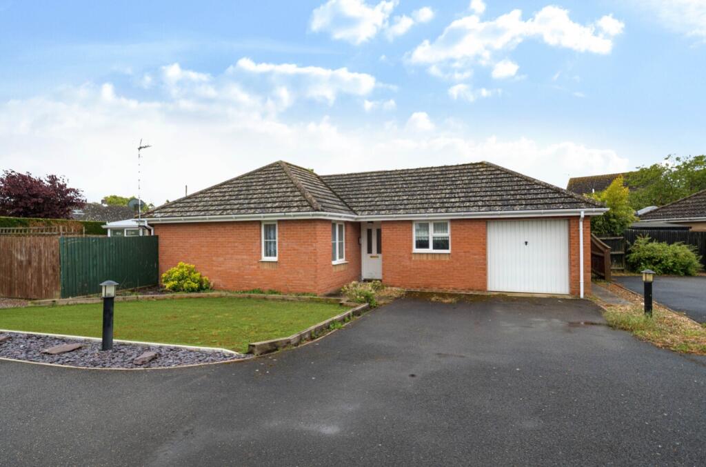 Main image of property: Meadow Walk, Cowbit, Spalding, Lincolnshire, PE12