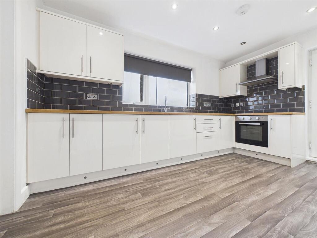 House in Gateshead, North East - More
