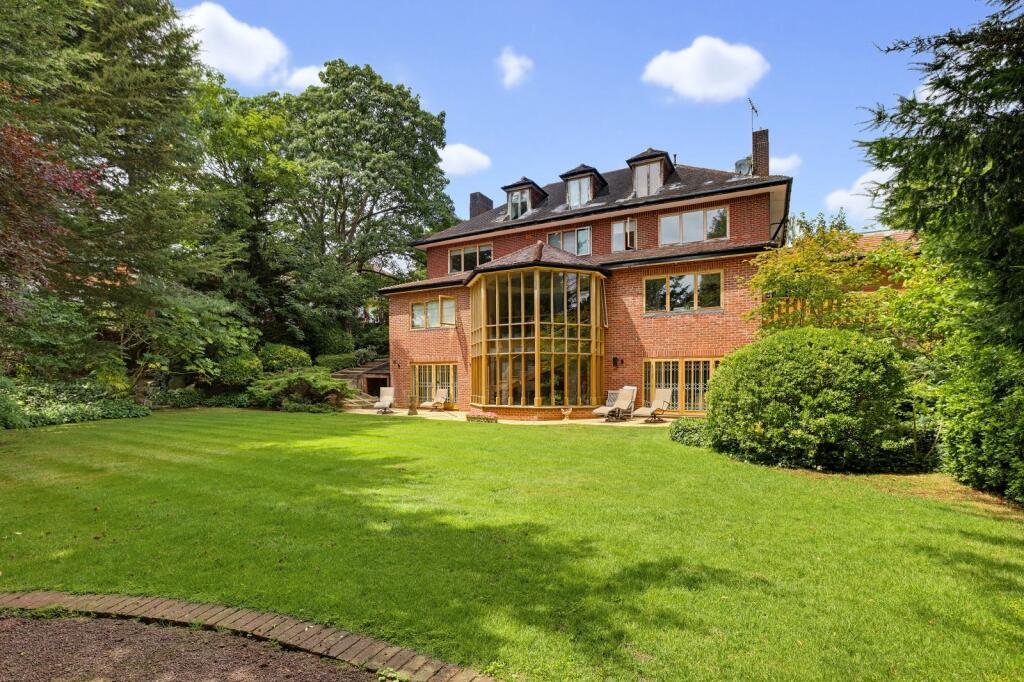 House in London, West Hampstead - View 2