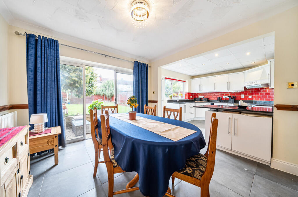 House in London, Harold Wood - View 4