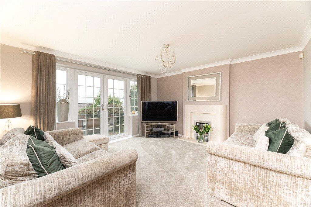House in Leeds, Upper Green, West Ardsley - View 2
