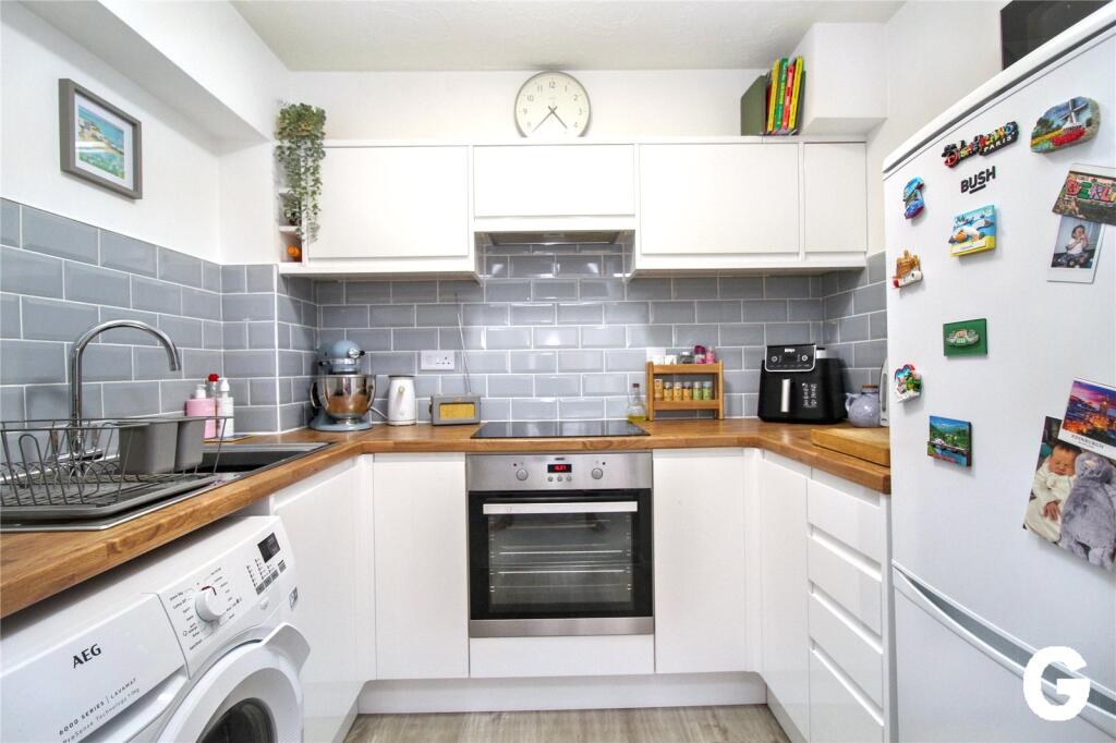 Apartment in New Forest, Ringwood - View 3