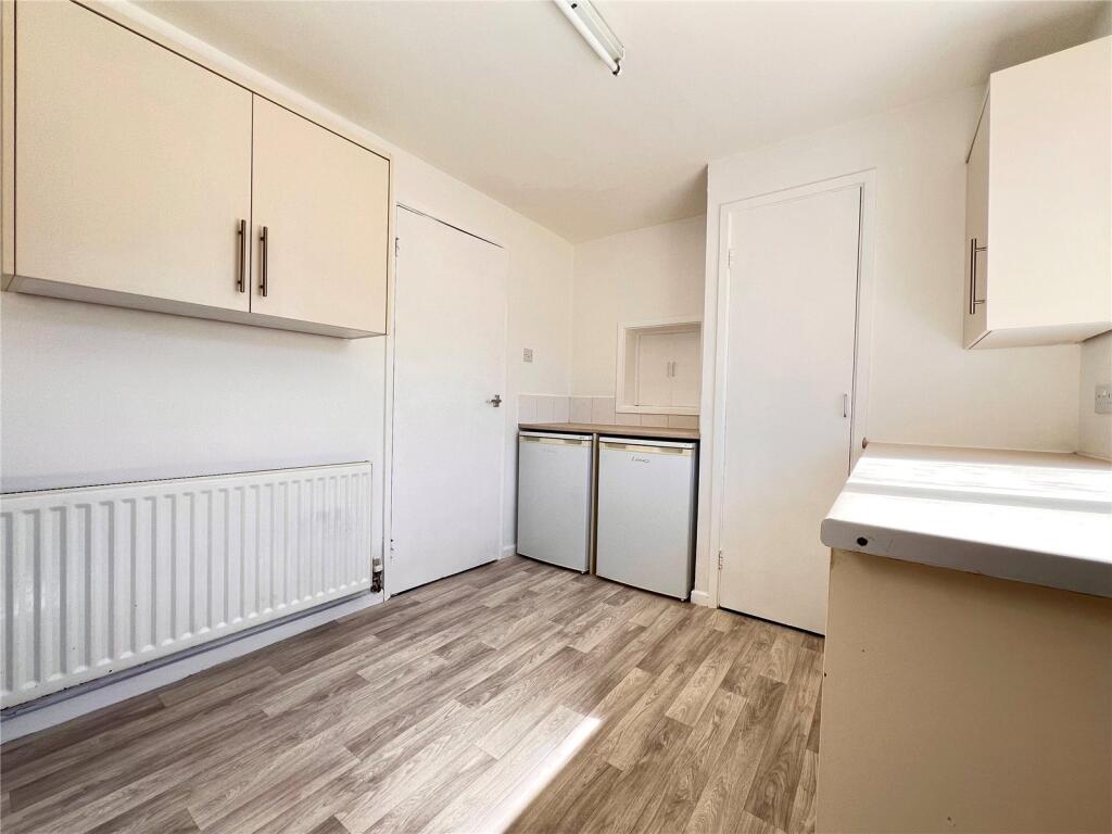 Elworthy Close, Stafford, Staffordshire, ST16 photo 3