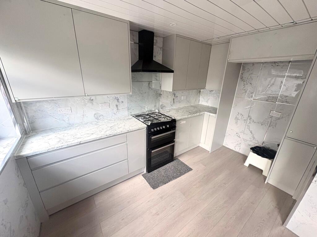 House in Nottingham - View 4