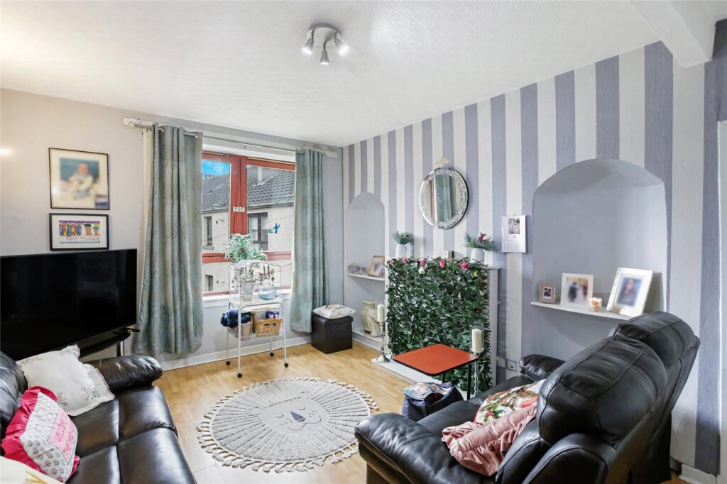 Apartment in Glasgow, The Drives, Dennistoun - View 5