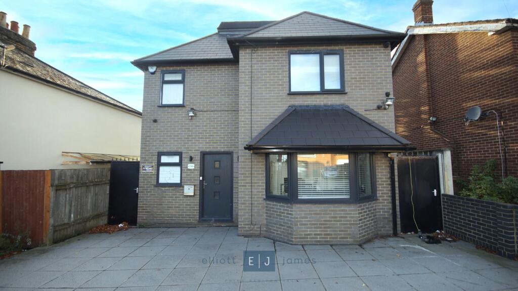 Main image of property: Tomswood Hill, Ilford