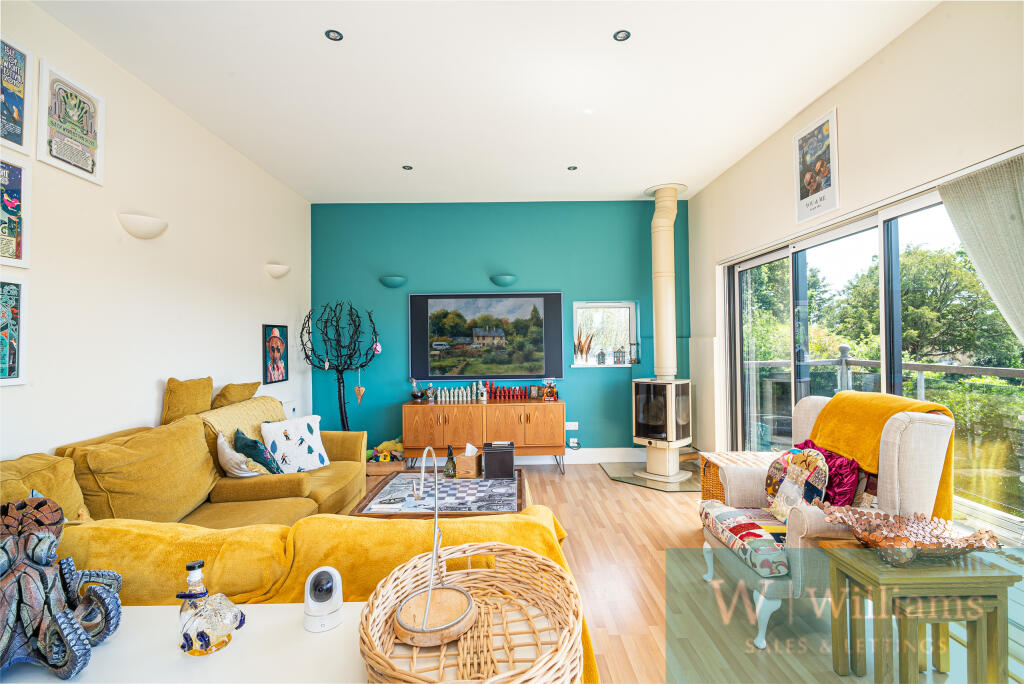 3 Wootton Reach, Kite Hill, Wootton Bridge - View 4