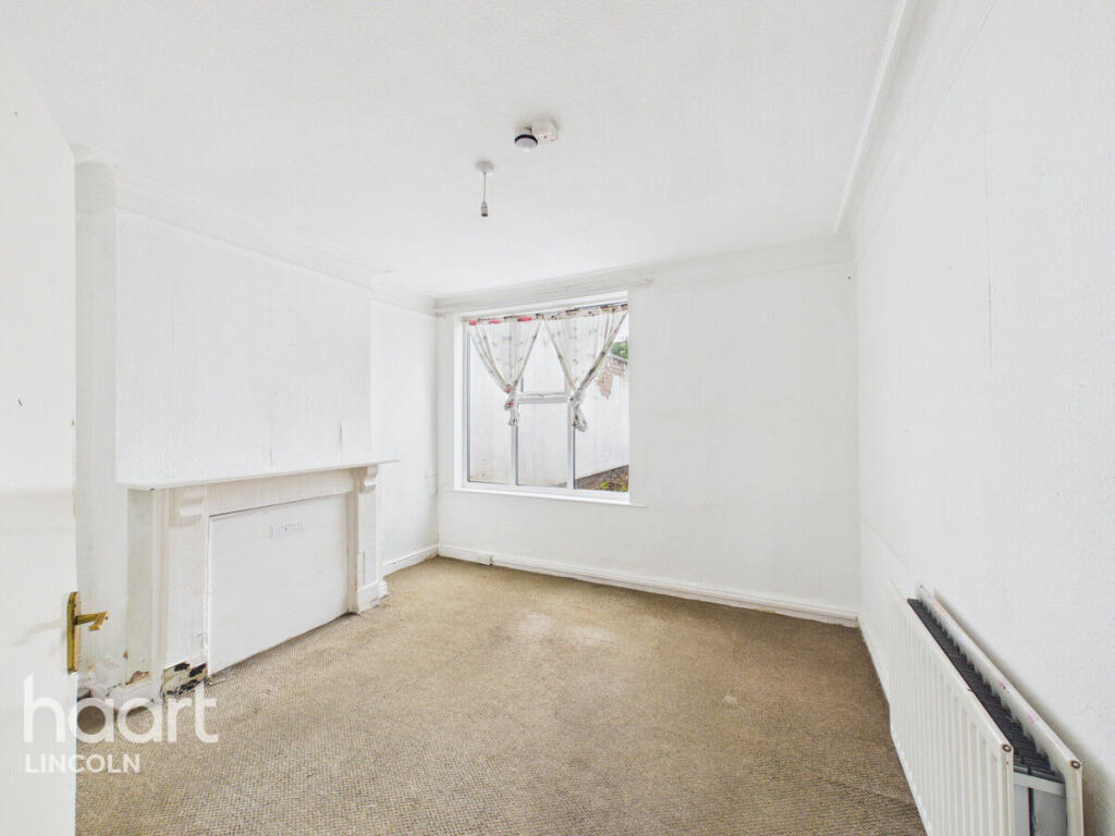 House in Lincoln, Lincolnshire - View 4