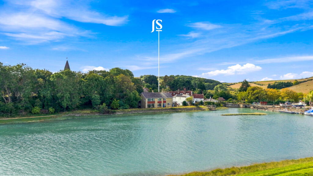 Main image of property: Piddinghoe, Newhaven, BN9 9AN