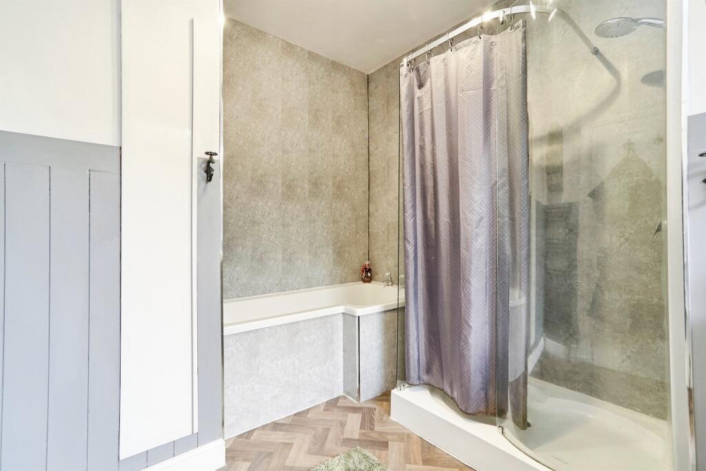 Additional image 11 of Park Avenue, Oakworth, Keighley