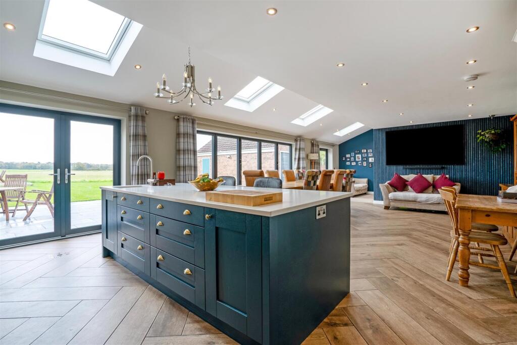 House in Stockton on the Forest, York - View 4
