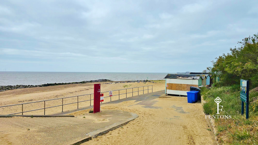 Kings Parade, Holland-on-Sea photo 4