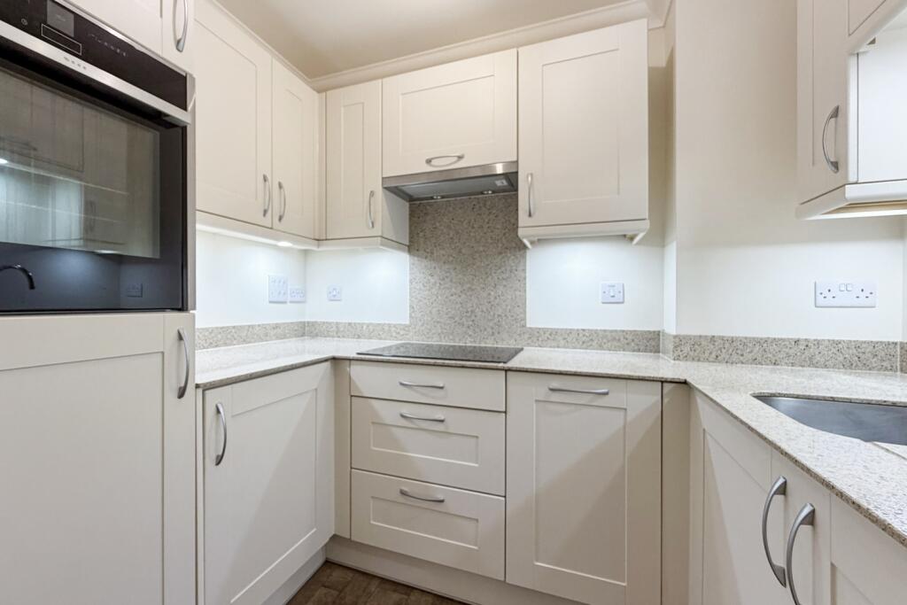 House in Vale of White Horse, Belmont, Wantage - More
