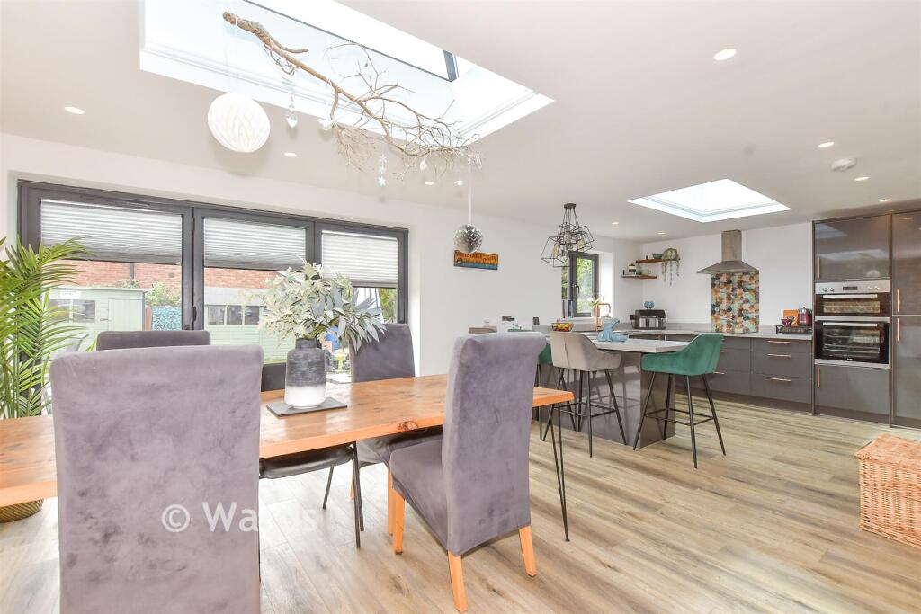 House in Whitstable, Mariner's View - View 2