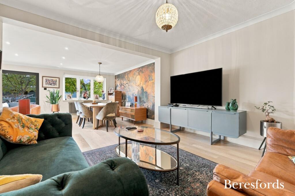 House in Romford - View 4