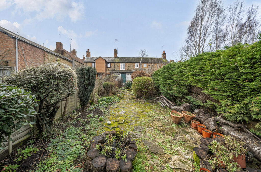 Main image of property: Lechlade Road, Faringdon, Oxfordshire, SN7