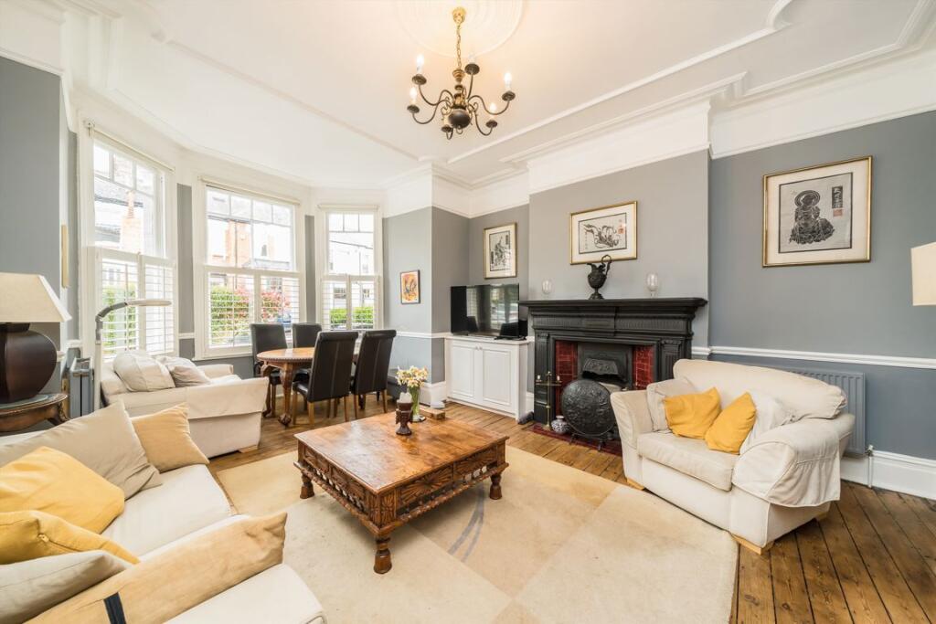 House in London, Muswell Hill - View 2