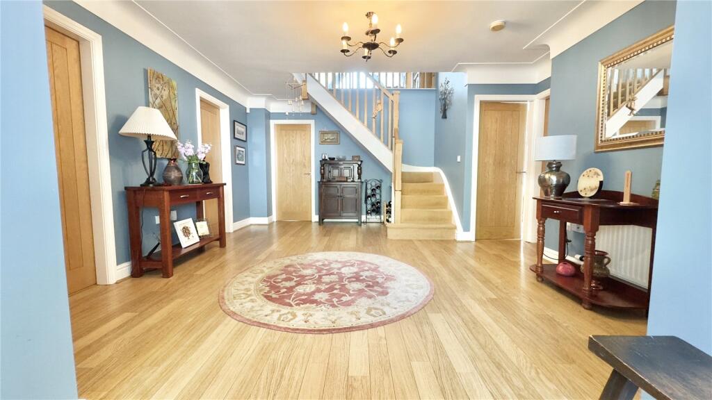 Anthonys Way, Heswall, Wirral, CH60 photo 4