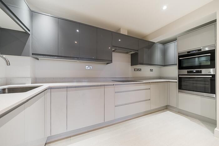 Apartment in London - View 2